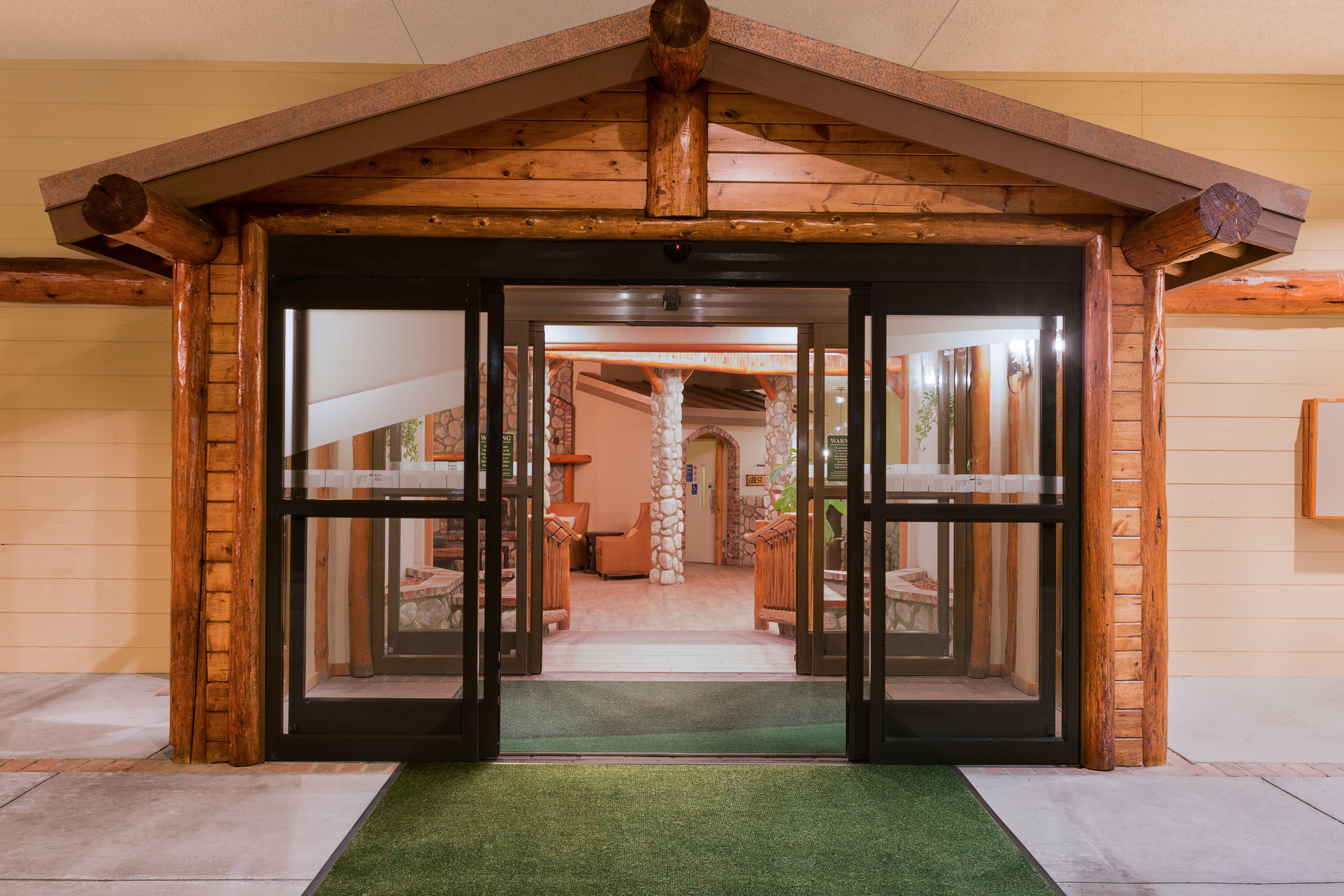 Holiday Inn Resort The Lodge At Big Bear Lake By Ihg מראה חיצוני תמונה